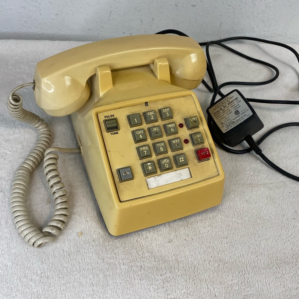 Vintage Radio Shack 43-430 Beige Push Button 2 Line Desk Phone Works